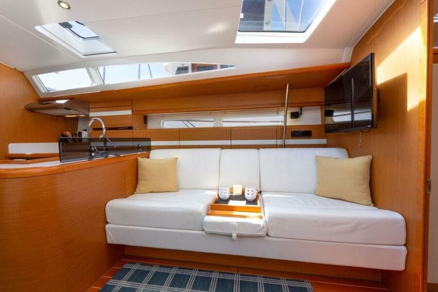 2015 Jeanneau 53DS