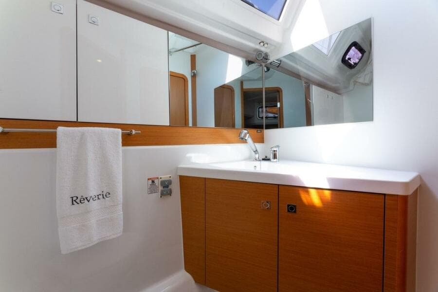 2015 Jeanneau 53DS