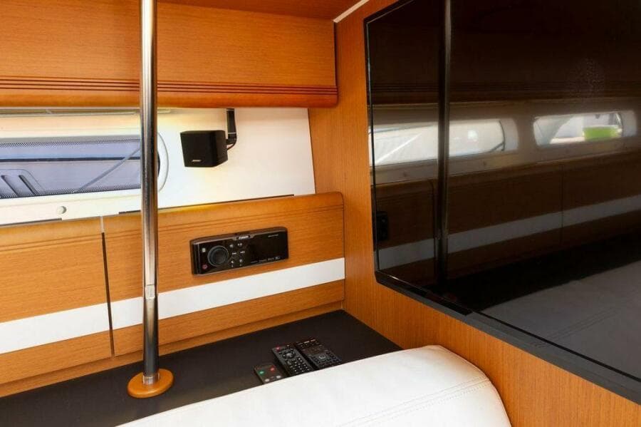 2015 Jeanneau 53DS