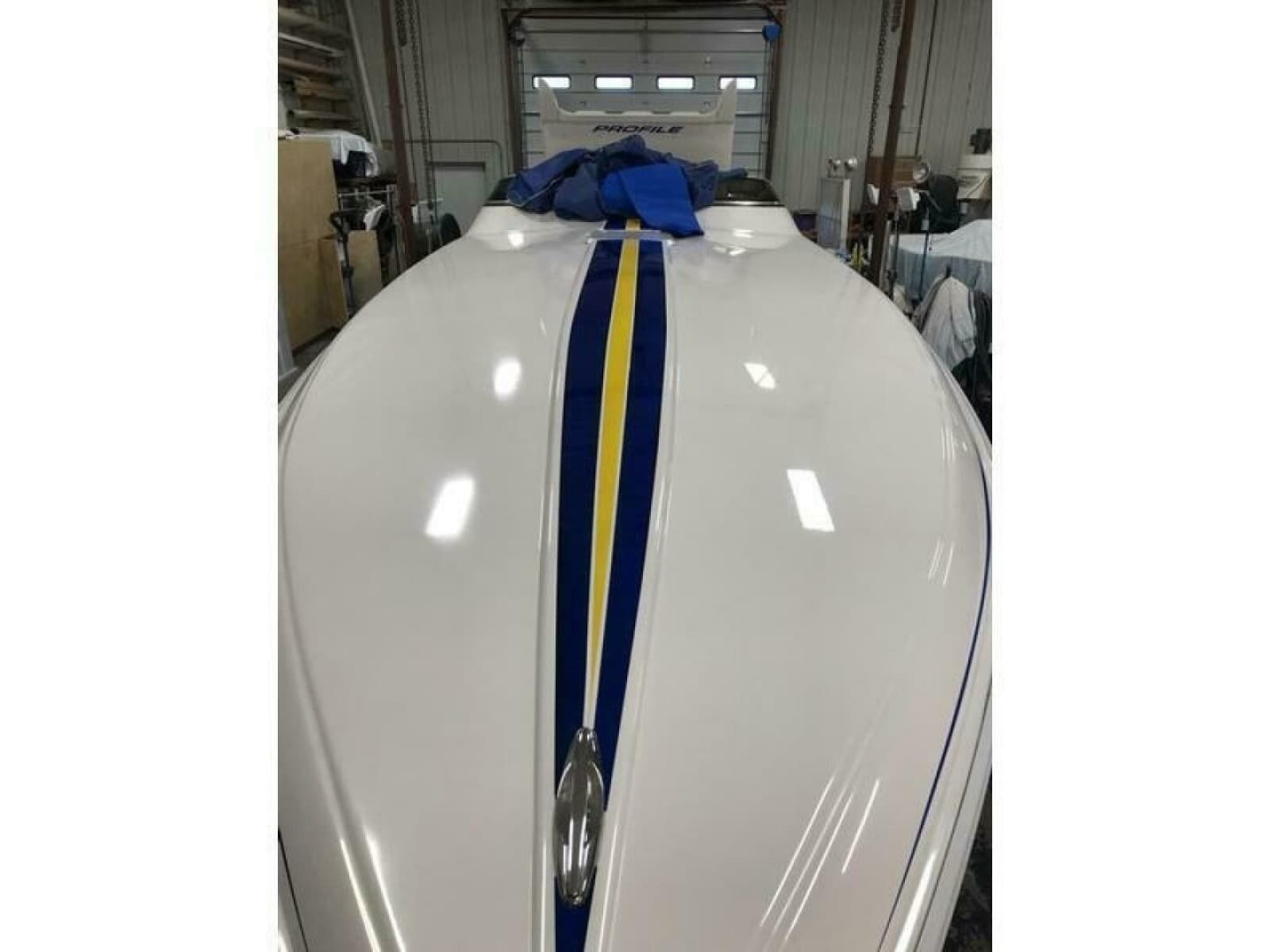 2002 Profile 33 V