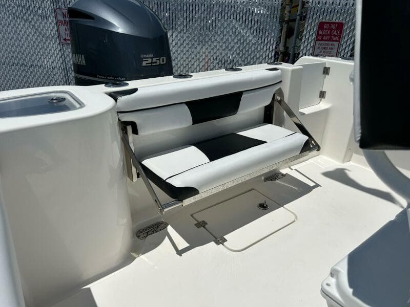 2019 Tidewater 232 Adventure