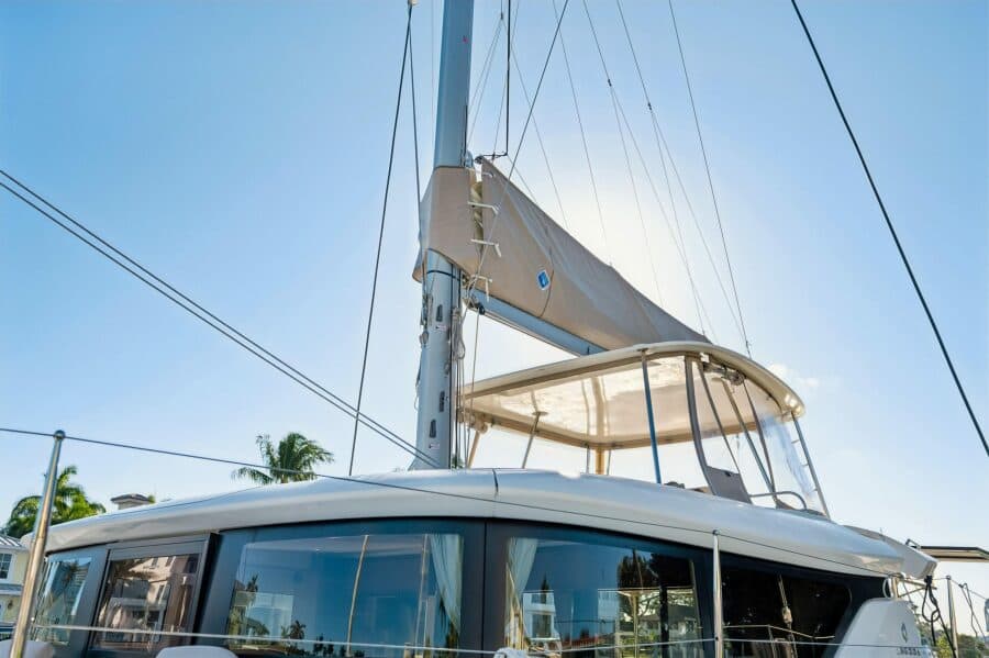 2022-lagoon-46-sail-9622944-20250220133228546-1_XLARGE.jpg
