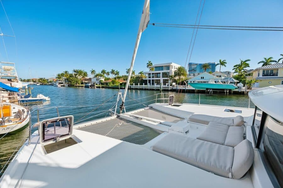 2022-lagoon-46-sail-9622944-20250220133458533-1_XLARGE.jpg
