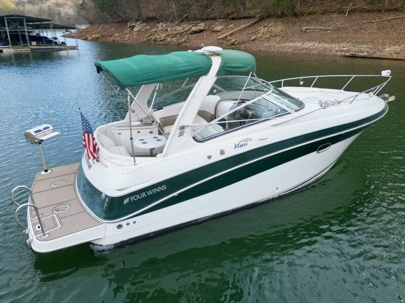 2004 Four Winns Vista 288
