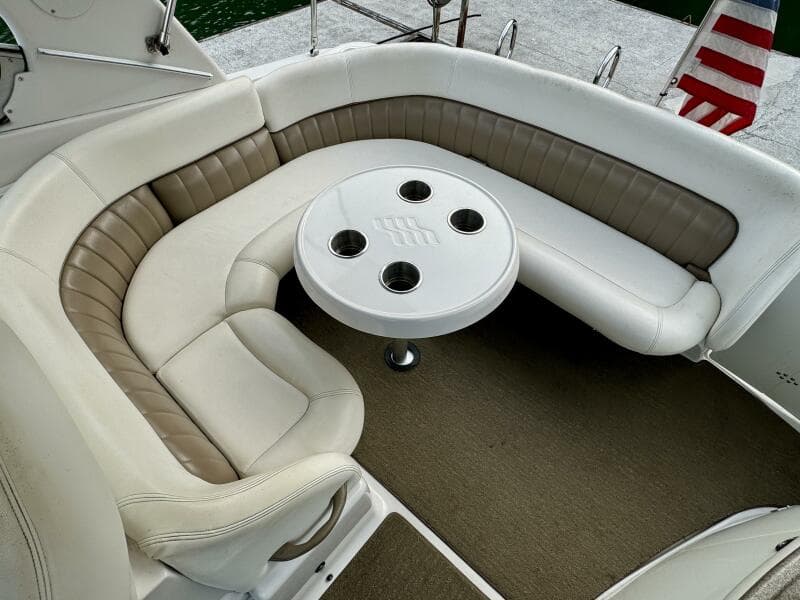 2004 Four Winns Vista 288