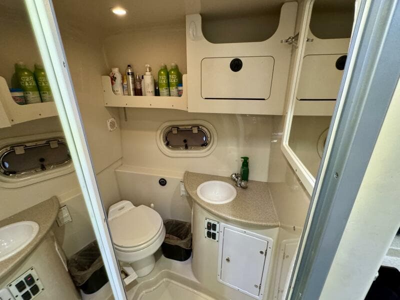 2004 Four Winns Vista 288