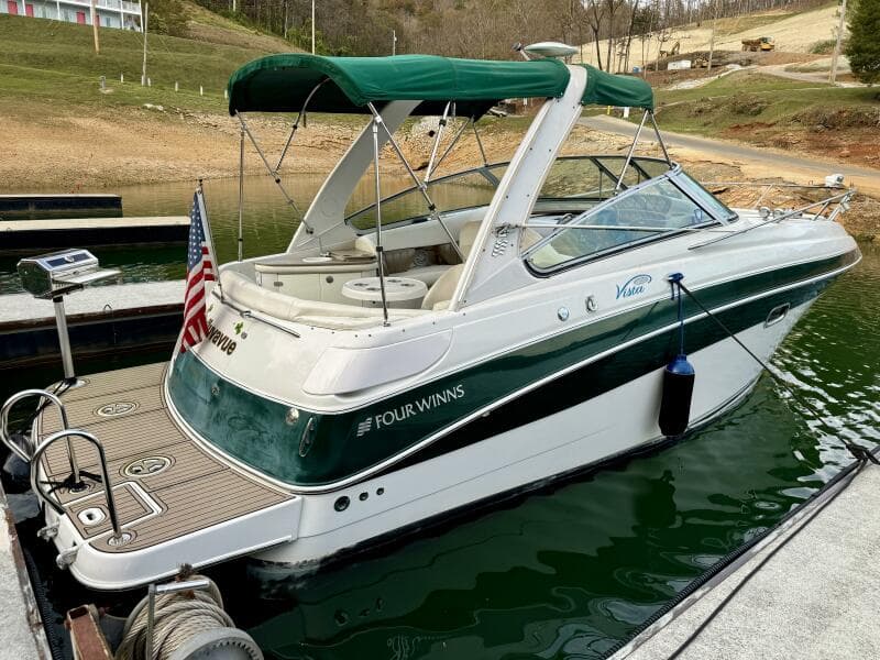 2004 Four Winns Vista 288