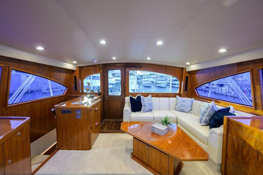 Viking 92 CHINA TIME - Enclosed Flybridge