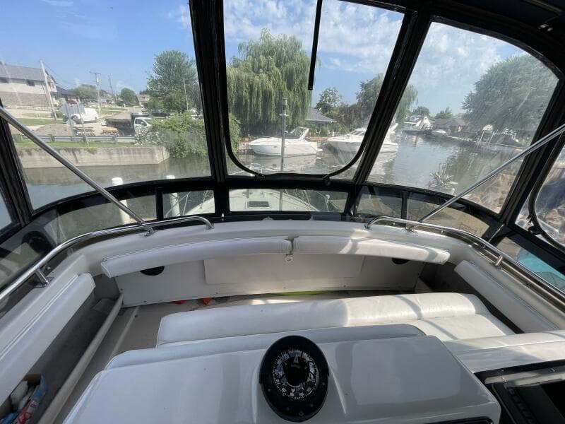 1989 Silverton 37 Convertible