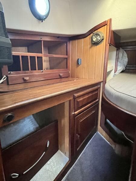 1980 Southern Cross 