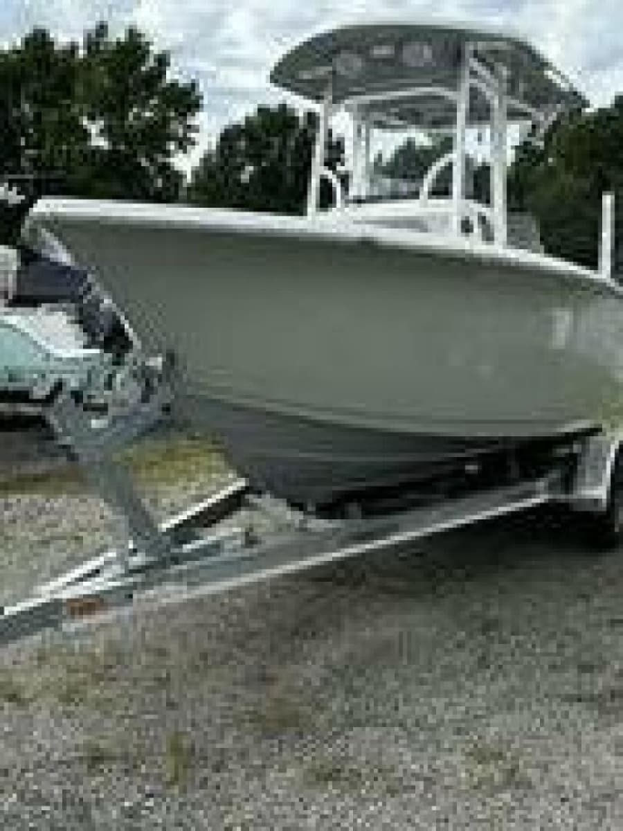 2022 Sea Pro 219 Center Console
