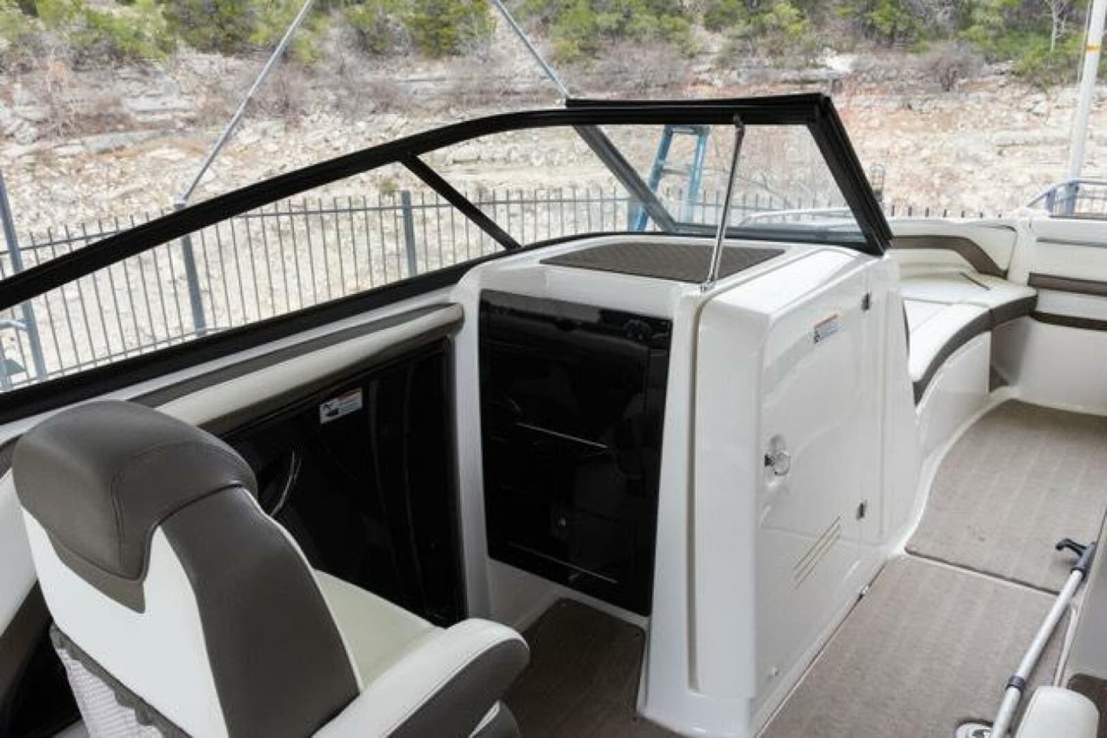 2016 Yamaha Boats 242 Limited S E-Series