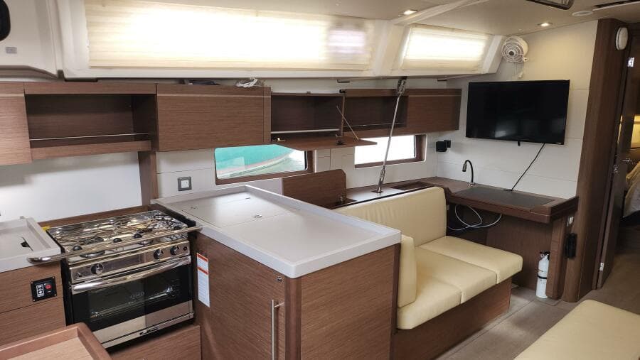 Beneteau Oceanis 46.1