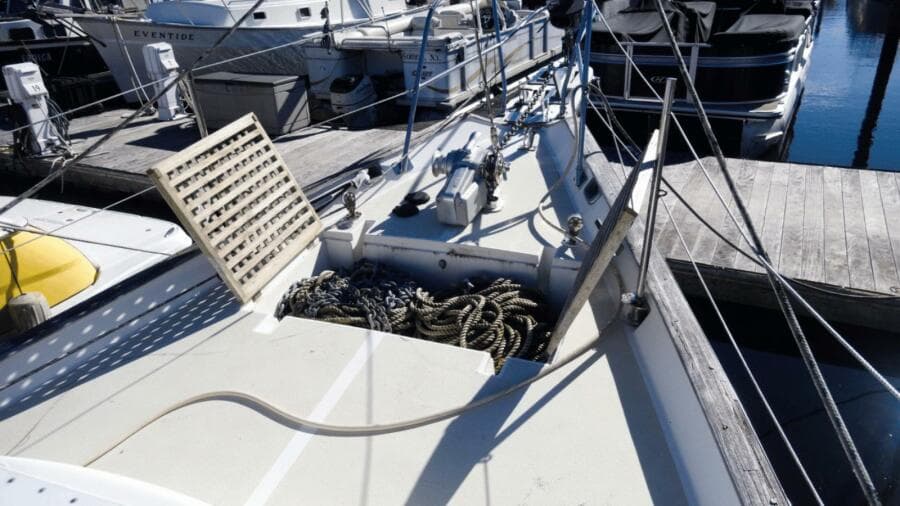 Auxiliary Chain Locker
