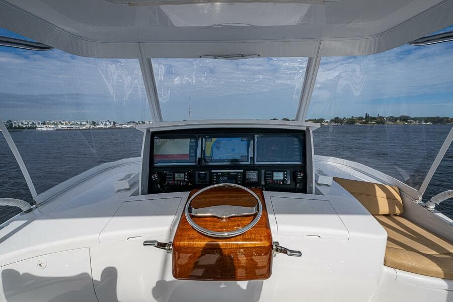2017 F&S Cusotm Express Sportfish
