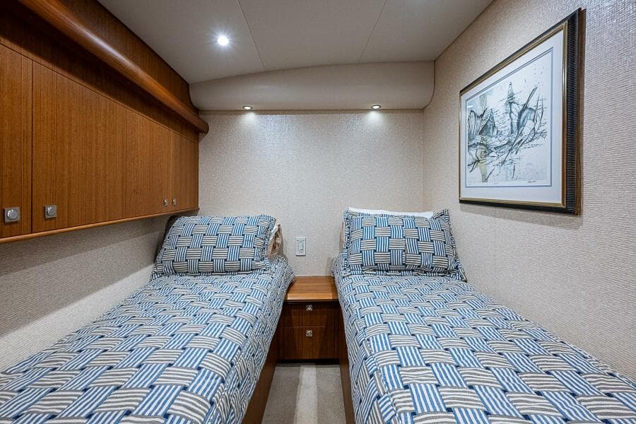 2017 F&S Cusotm Express Sportfish