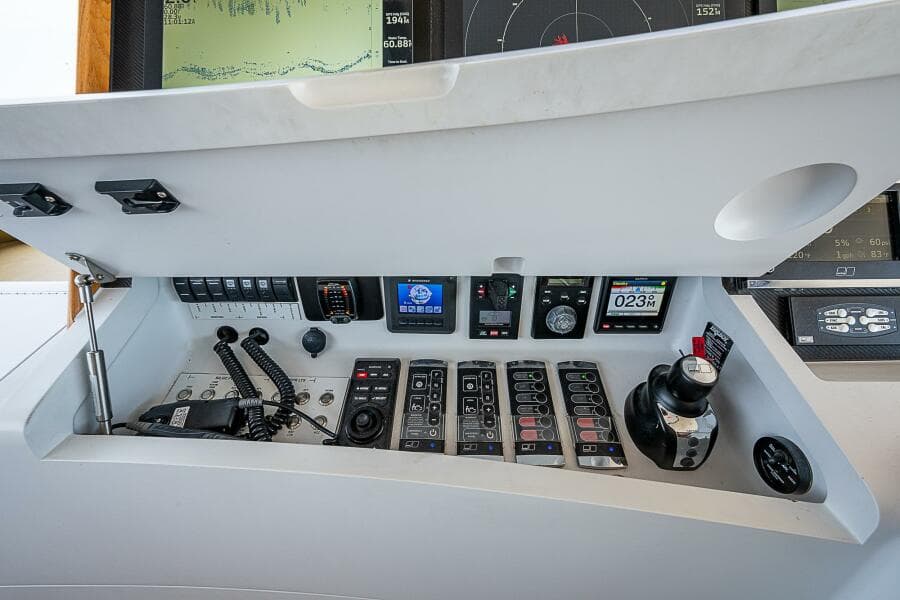 2017 F&S Cusotm Express Sportfish