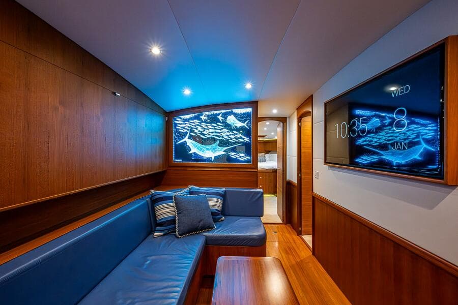 2017 F&S Cusotm Express Sportfish