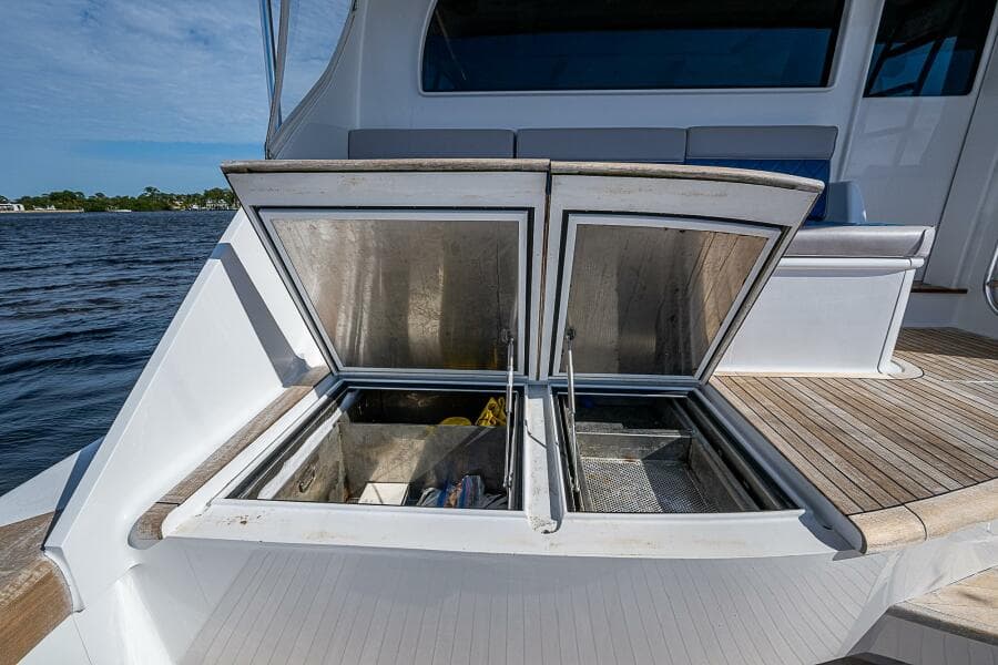 2017 F&S Cusotm Express Sportfish