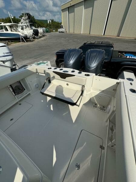 2023 Sailfish 290CC