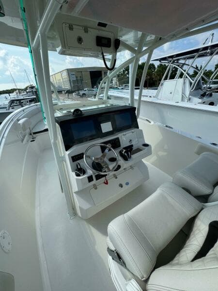 2023 Sailfish 290CC
