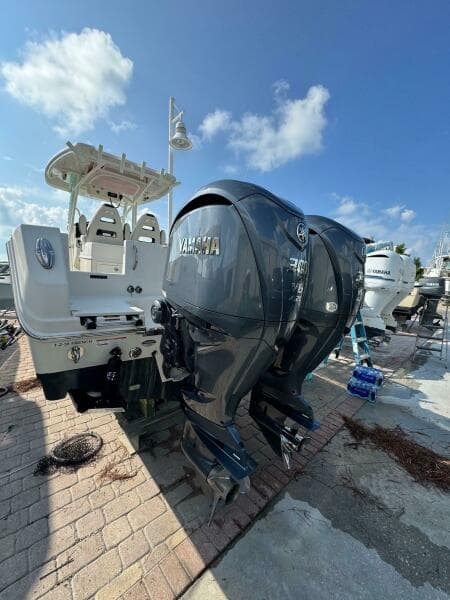 2023 Sailfish 290CC