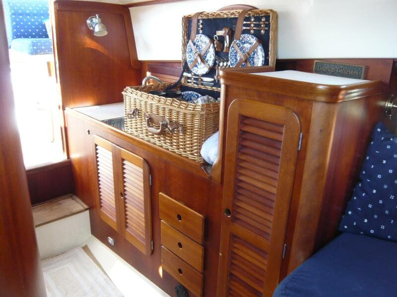 1998 Hinckley 36 Classic
