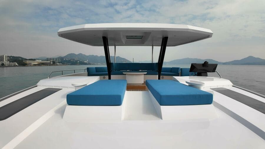 MC63p Tourer Flybridge