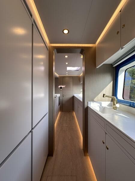 Port Fwd Galley