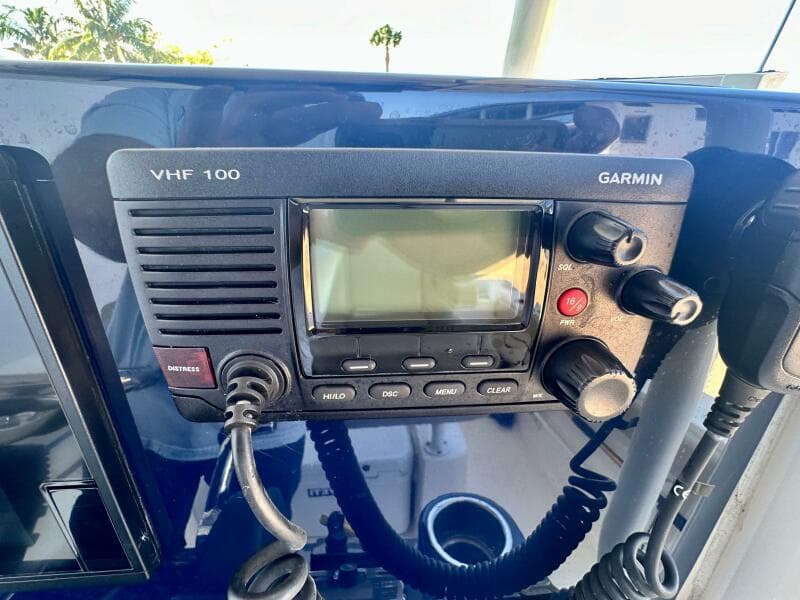 2016 Pursuit C 238 Center Console