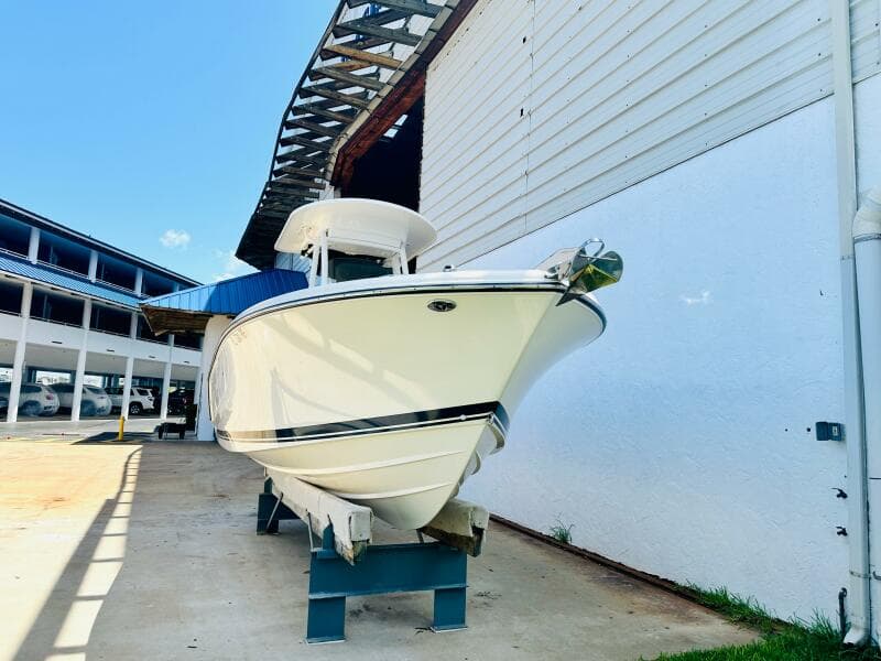 2016 Pursuit C 238 Center Console