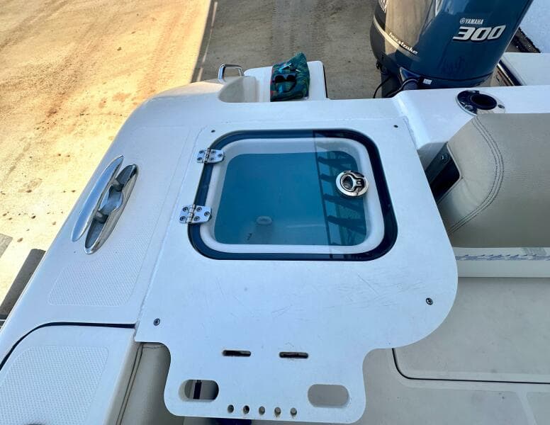 2016 Pursuit C 238 Center Console