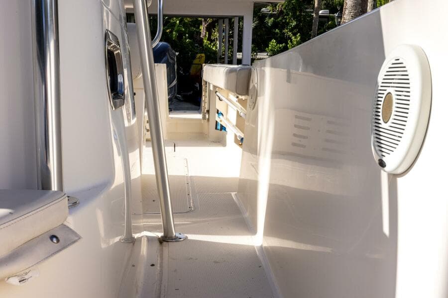 2007 Pursuit C280