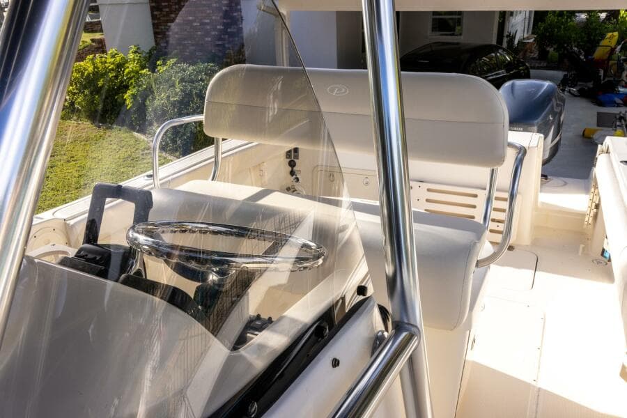 2007 Pursuit C280