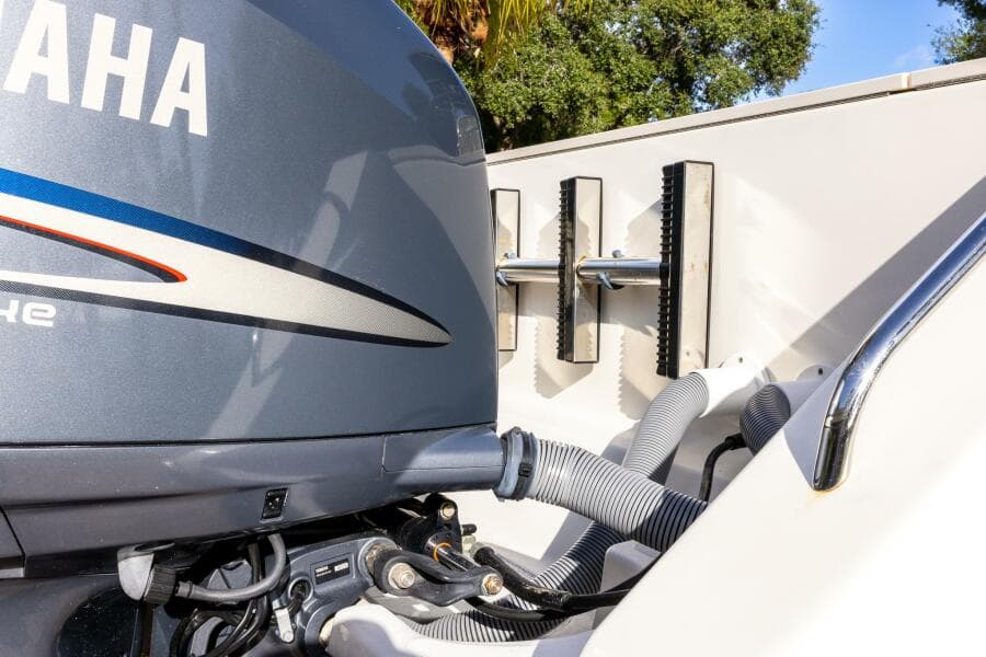 2007 Pursuit C280