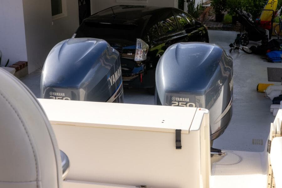 2007 Pursuit C280