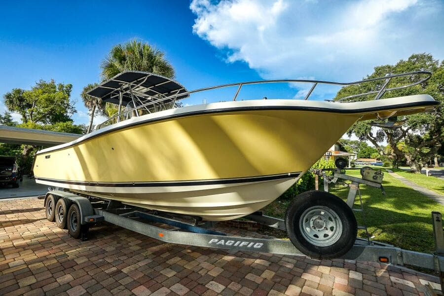 2007 Pursuit C280