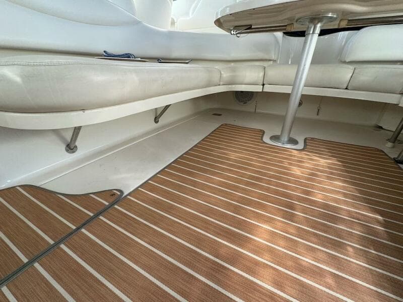 2004 Sea Ray 380 Sundancer