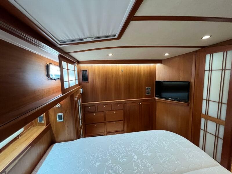 2013 Sabre 48 Salon Express