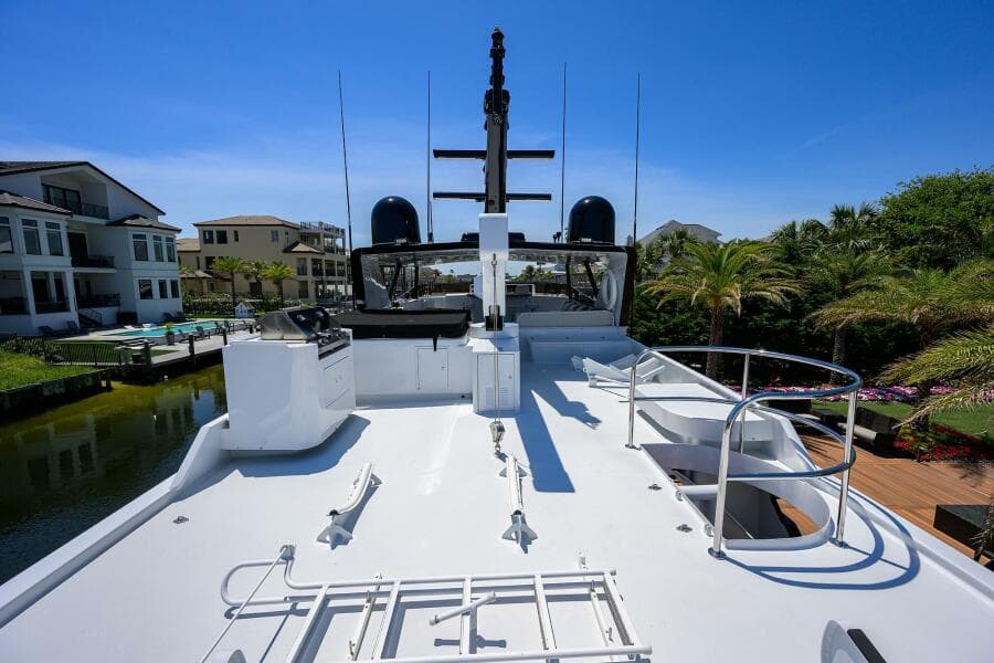 1997 Broward 108 Raised Pilothouse