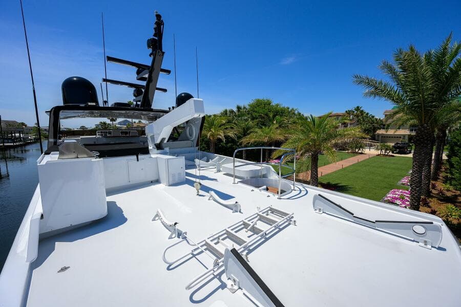 1997 Broward 108 Raised Pilothouse