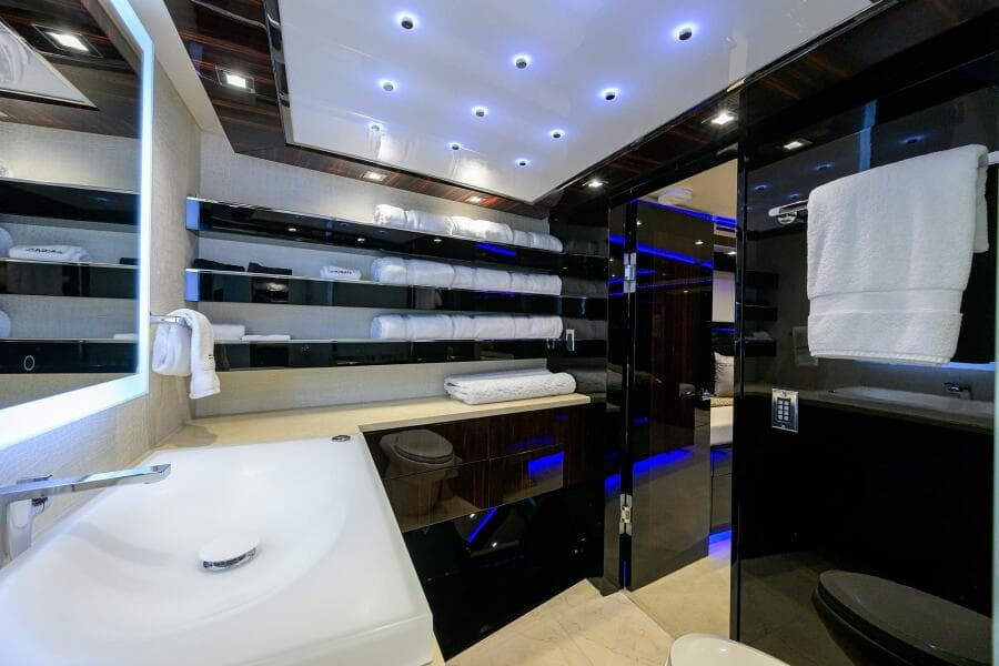 1997 Broward 108 Raised Pilothouse