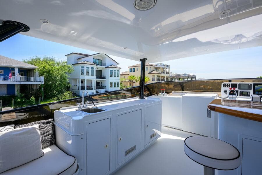 1997 Broward 108 Raised Pilothouse