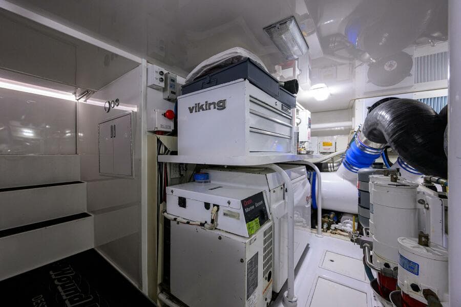 2004 Viking 65 Enclosed Bridge w/Tower