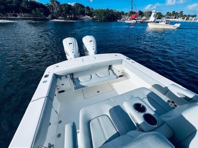 2021 Regulator 34