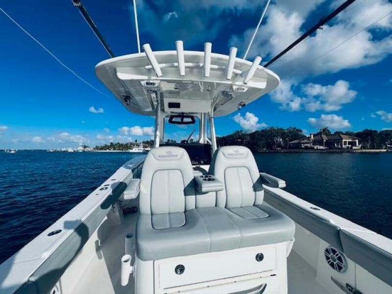 2021 Regulator 34