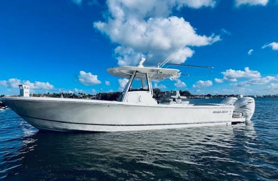 2021 Regulator 34