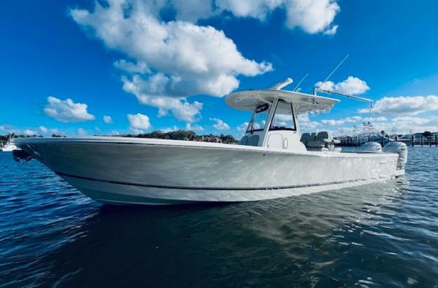 2021 Regulator 34
