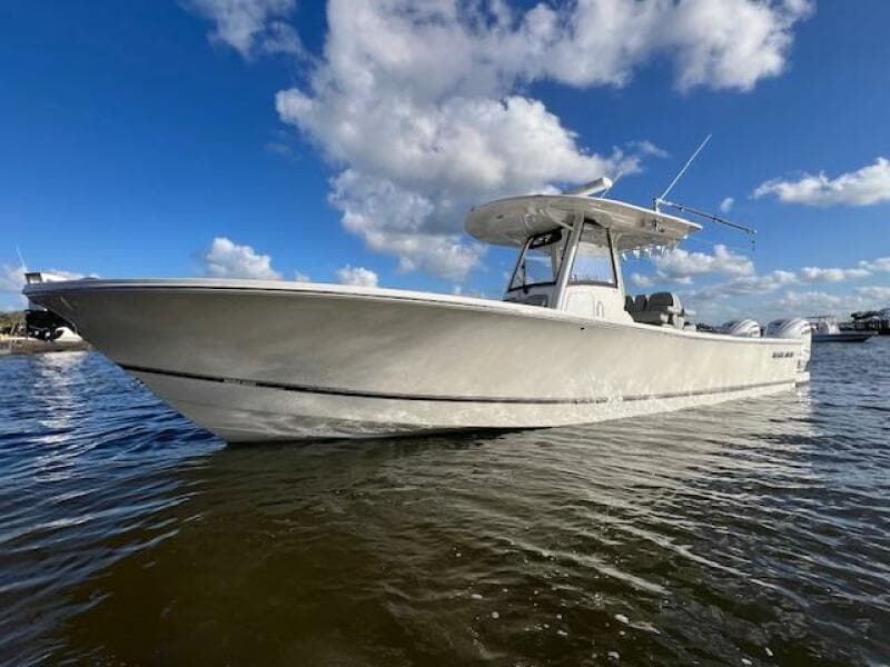 2021 Regulator 34