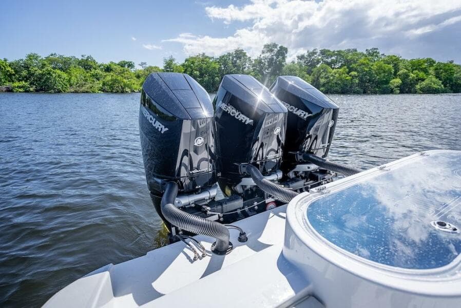 2025 Billfish 39 Center Console w/Tower